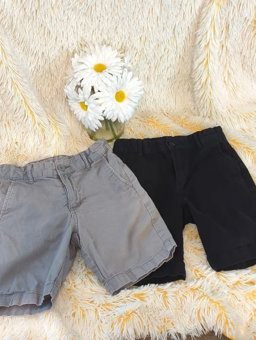 🩶🩳 Boys Old Navy Slim Shorts - Gray and Black 🩳🖤